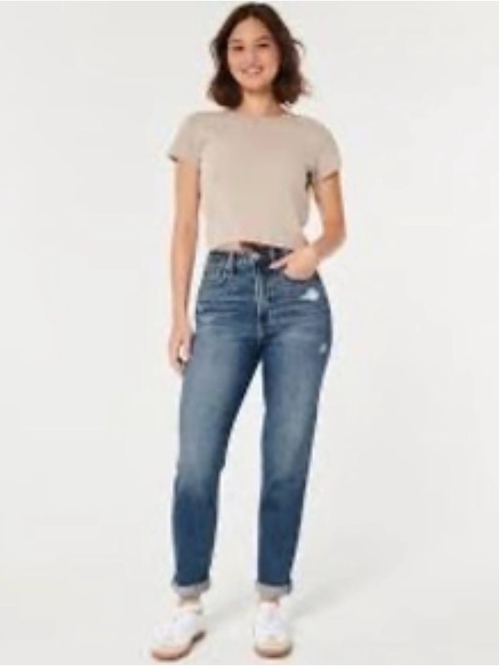 Hollister Denim - NWT Hollister Curvy Ultra High Rise Mom Jean Sz 28R